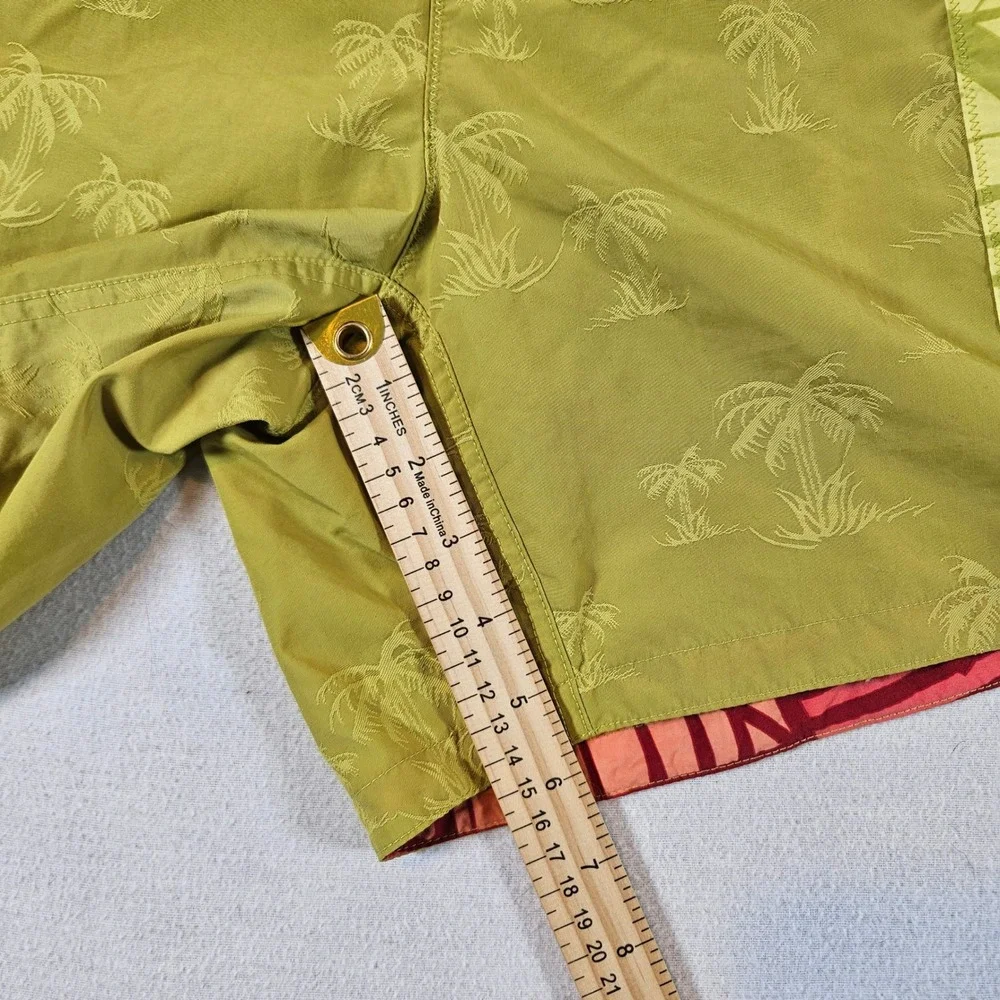Tommy Bahama Swim Shorts Men Large Green Jungle Boogie Elephant Trunks NWT
